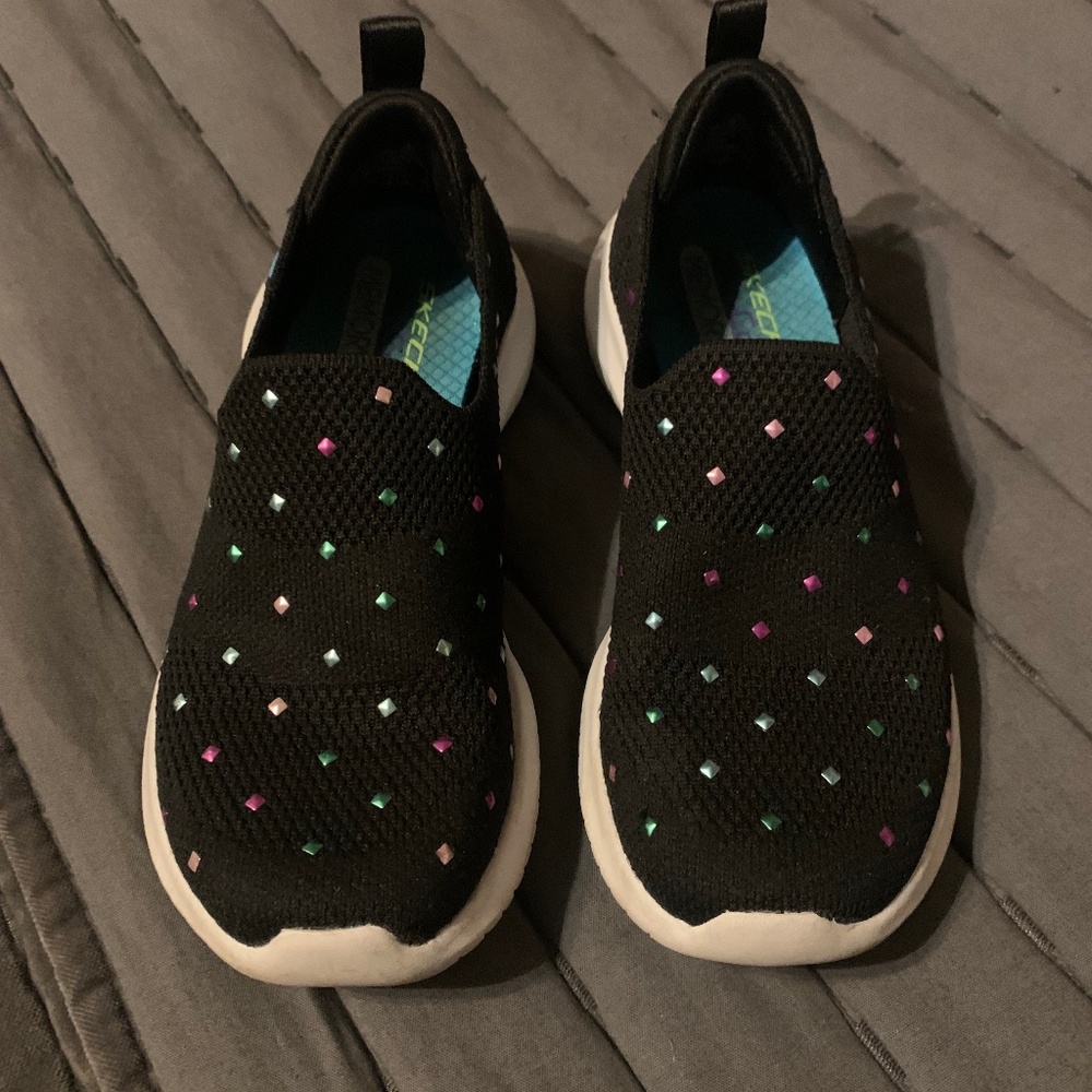 Girls’ Sketchers Slip-ins Memory Foam Sz 13